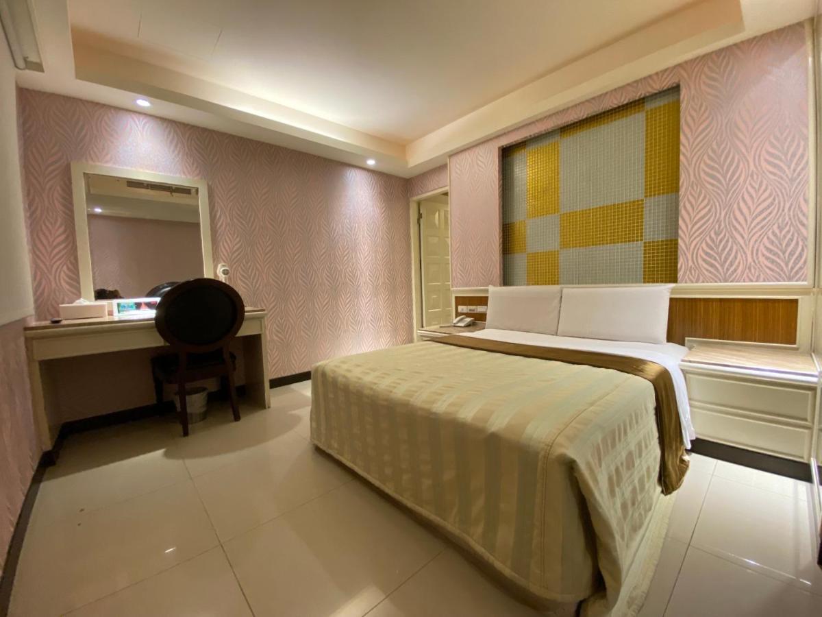 Sweet Hotel New Taipei City Bagian luar foto