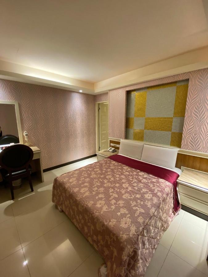 Sweet Hotel New Taipei City Bagian luar foto